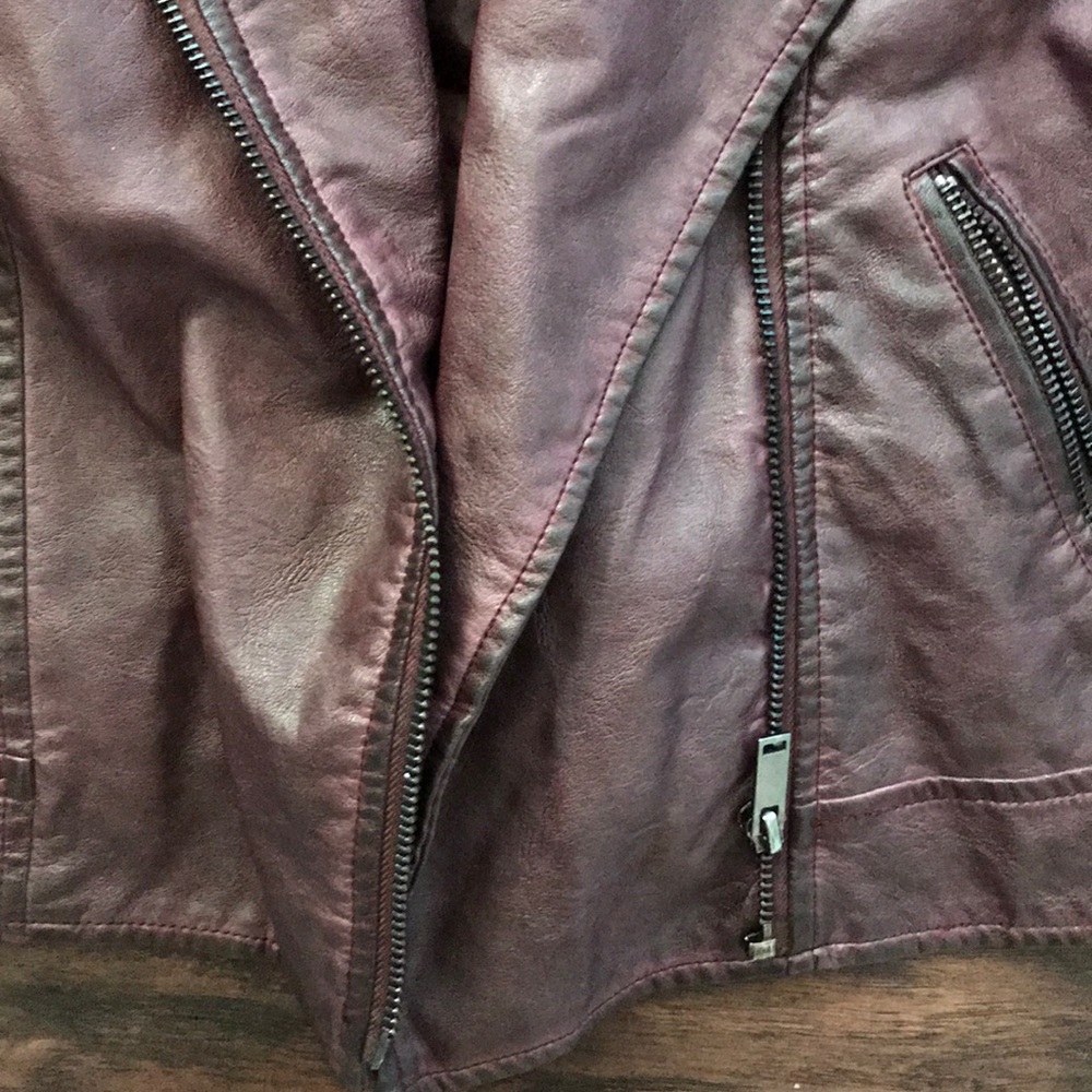 Blu pepper pleather jacket burgundy only wore once - Picture 6 of 8